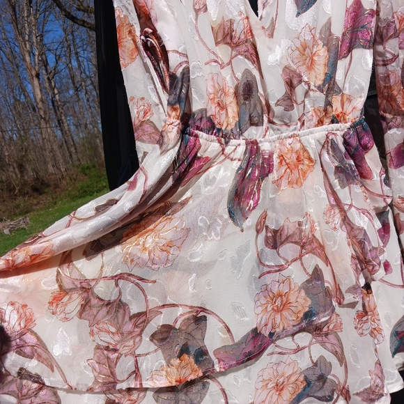 Selfie Leslie Dress - Picture 6 of 13